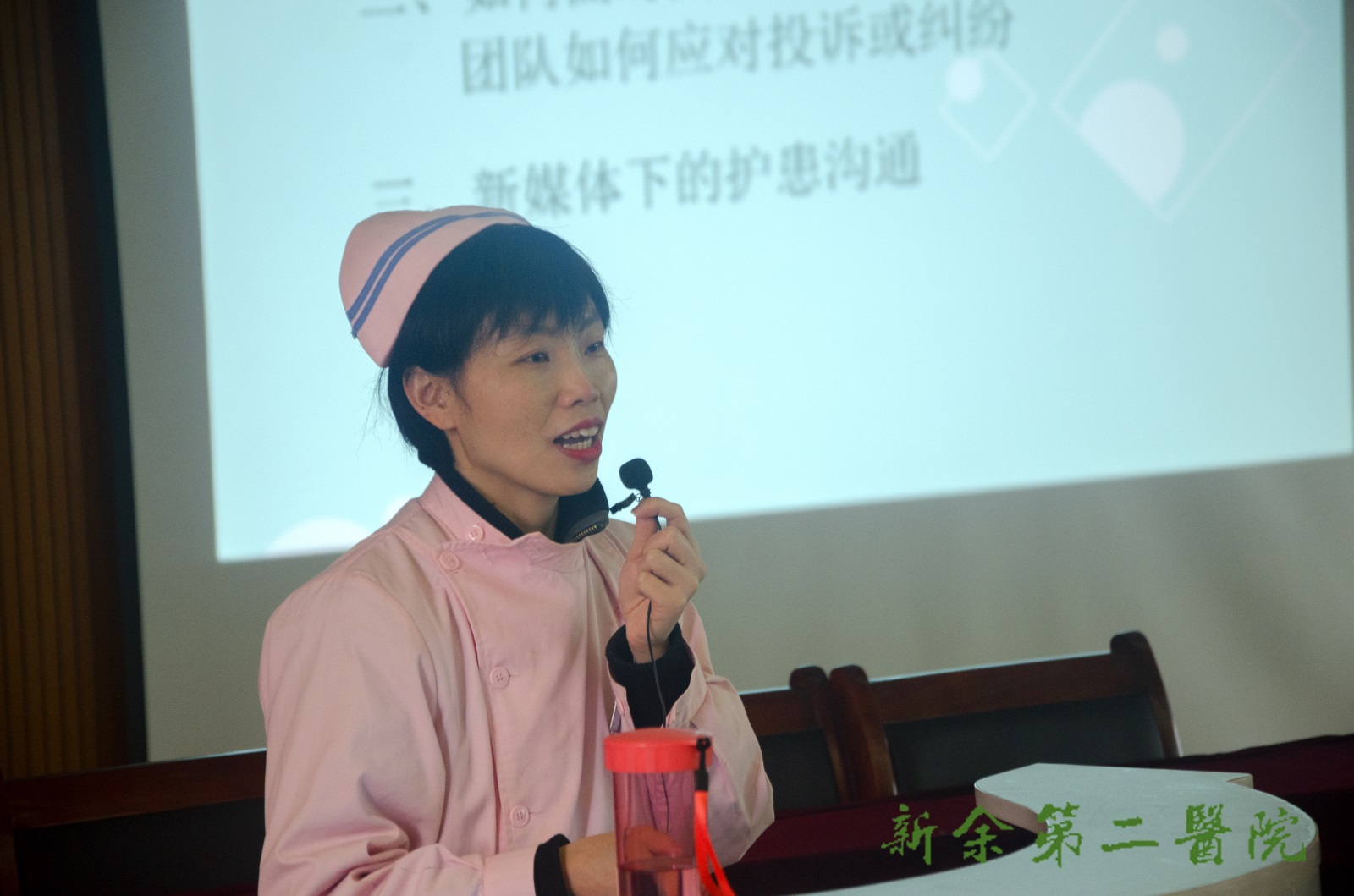 构建高效护理团队 创建优质护理品牌讲座—护理部·谭琴 构建高效护理团队 创建优质护理品牌讲座—护理部·谭琴