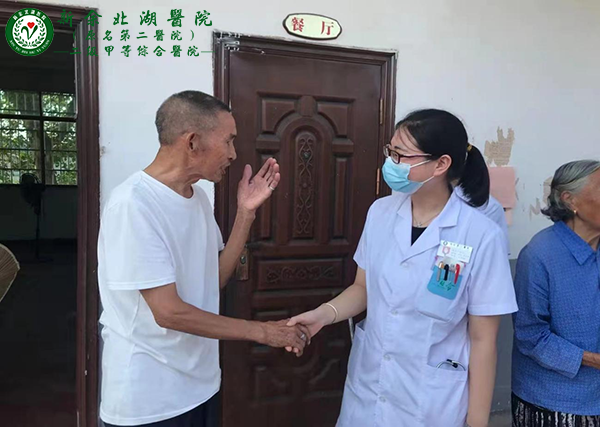 北湖医院开展2021中秋情系颐养之家慰问活动