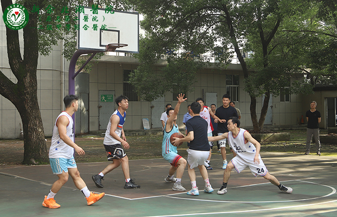 “双拥聚力，医警同心”——我院携手青创广场警务站举行篮球友谊赛
