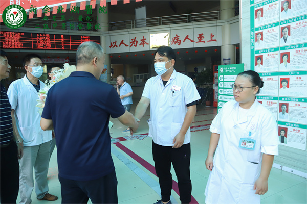 致敬医师节|市卫健委领导莅临我院走访慰问