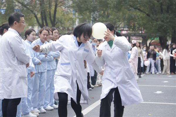 北湖医院举办“三八”妇女节庆祝活动