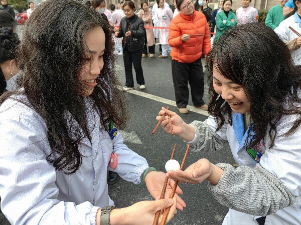 凝聚“她力量”  温暖绽芳华—— 新余北湖医院成功举办三八妇女节 主题趣味活动